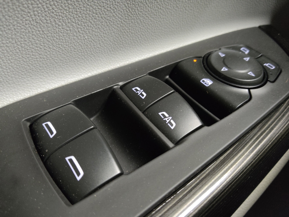2021 GMC Acadia SLT - Photo 21