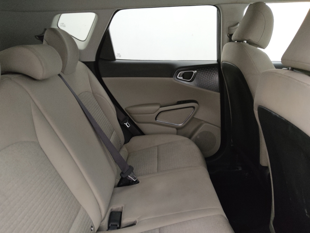 2022 Kia Soul S - Photo 15
