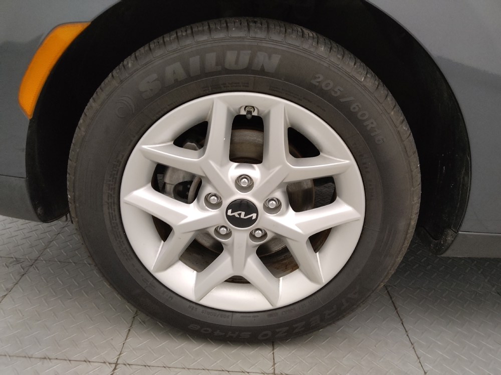 2022 Kia Soul S - Photo 24
