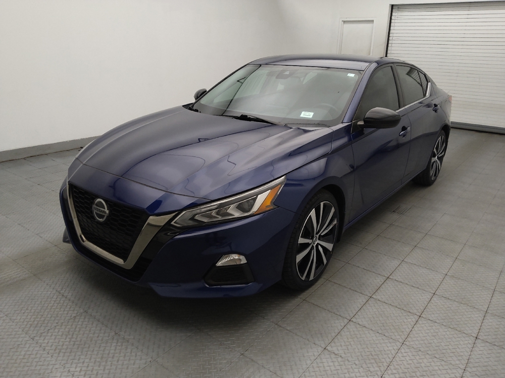 2022 Nissan Altima SR