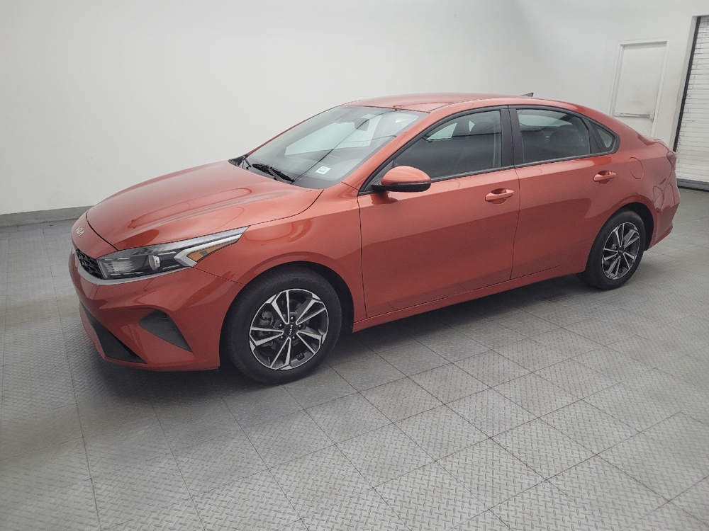 2023 Kia Forte LXS - Photo 2