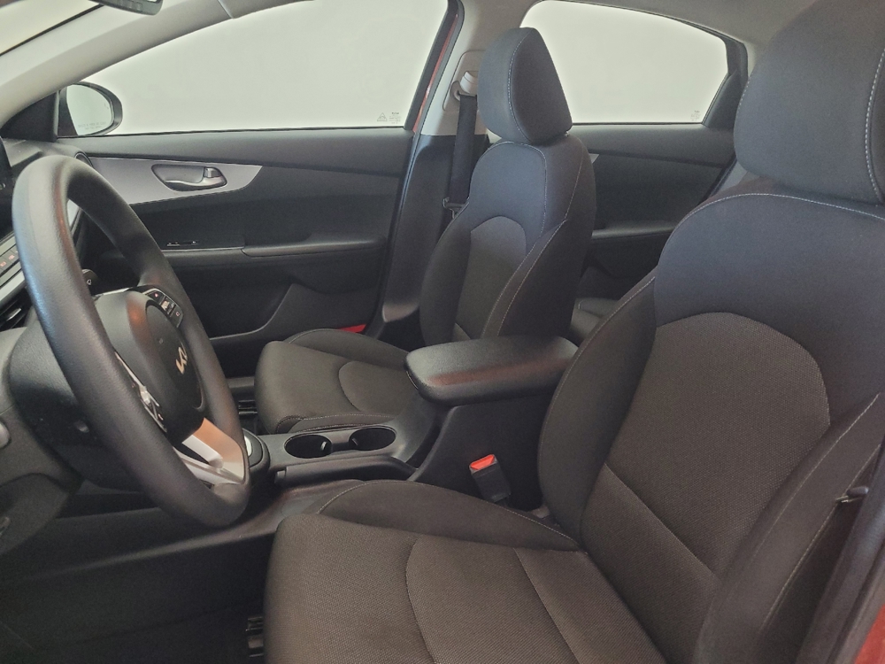 2023 Kia Forte LXS - Photo 13