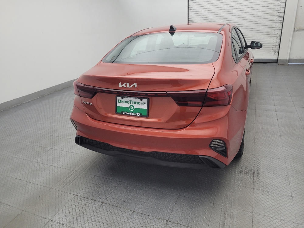 2023 Kia Forte LXS - Photo 6