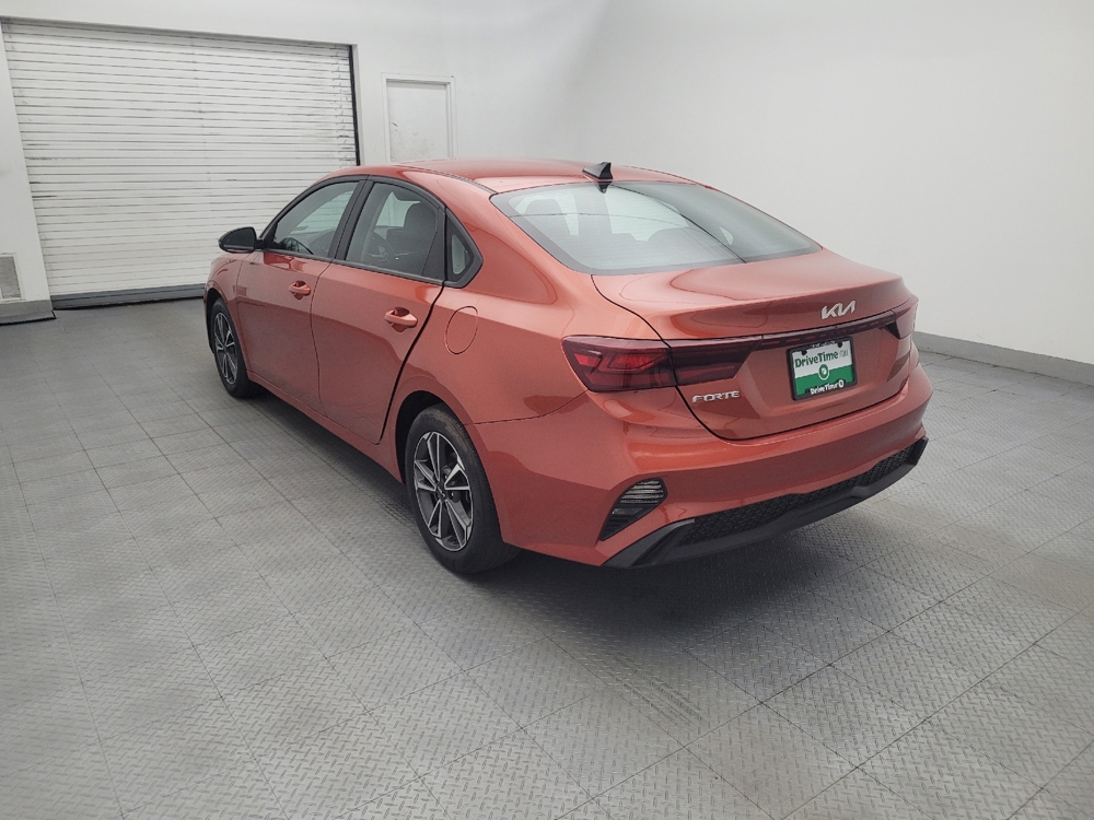 2023 Kia Forte LXS - Photo 4