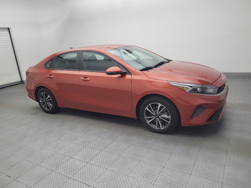 2023 Kia Forte LXS - Photo 9