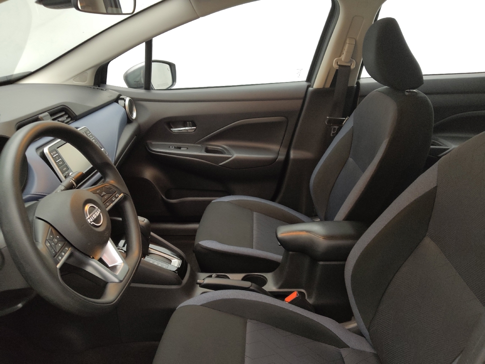 2025 Nissan Versa Sedan SV - Photo 13