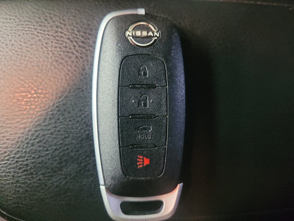 2025 Nissan Versa Sedan SV - Photo 25