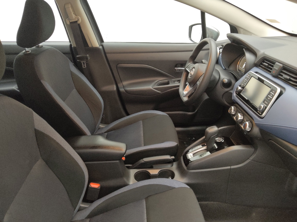 2025 Nissan Versa Sedan SV - Photo 16