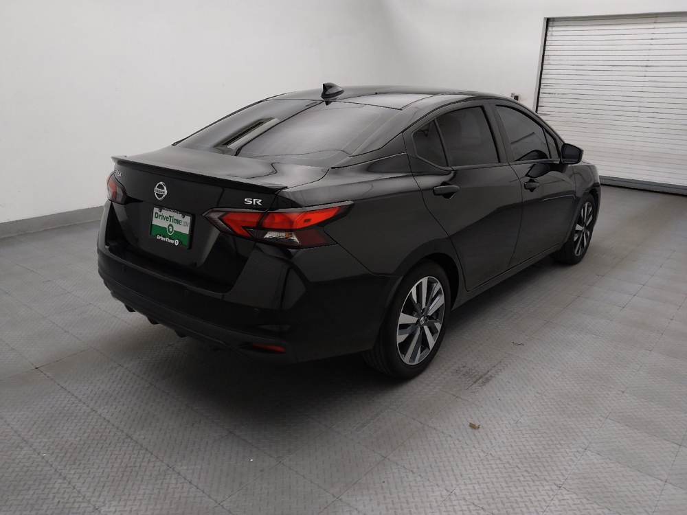 2022 Nissan Versa Sedan SR - Photo 7
