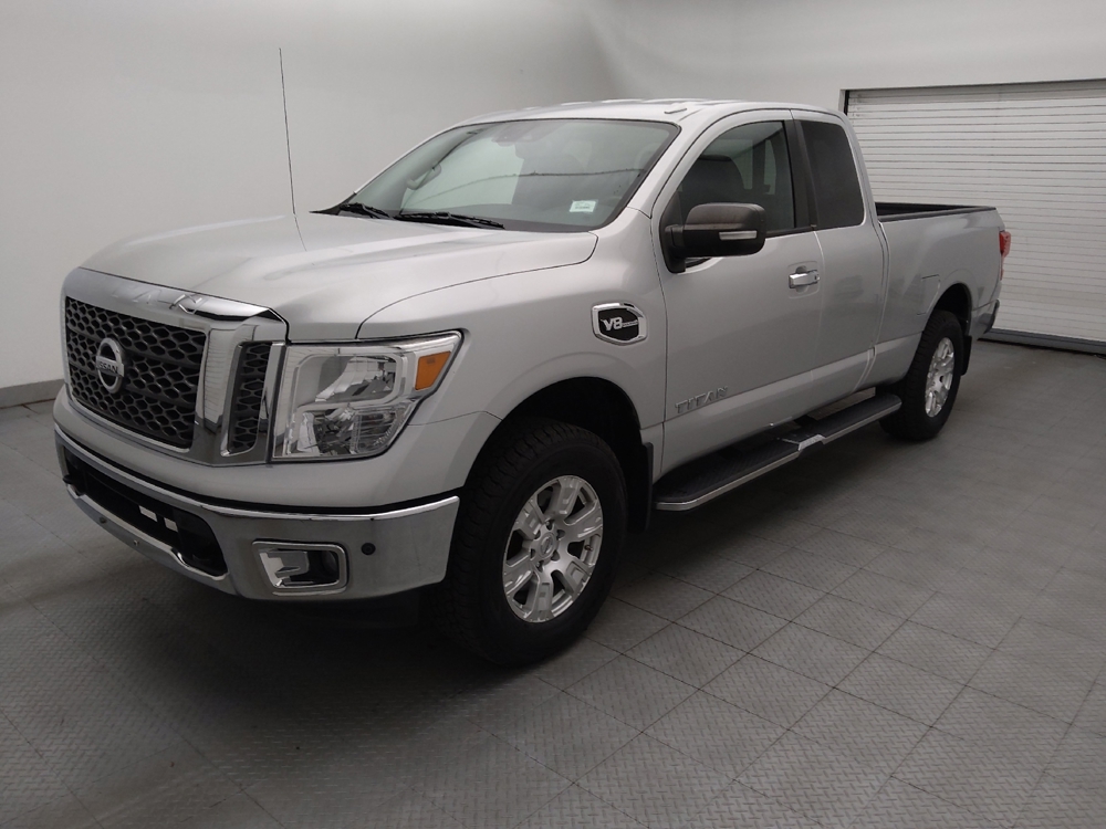 2017 Nissan Titan SV
