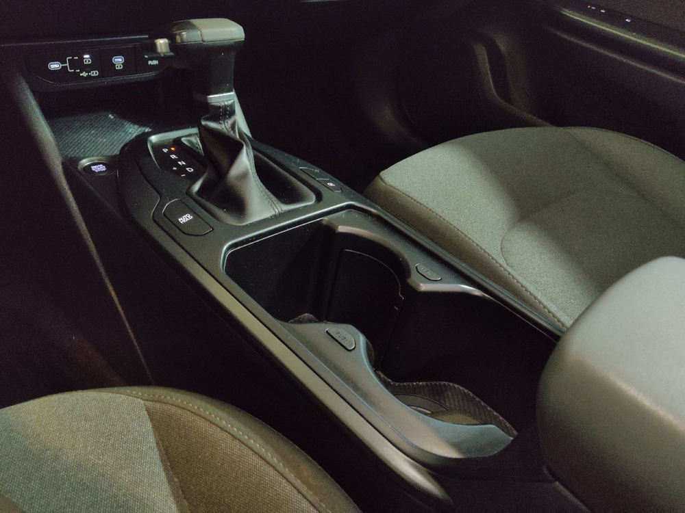 2025 Kia K4 LX - Photo 20