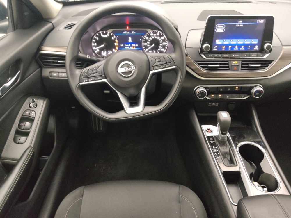 2024 Nissan Altima SV - Photo 17