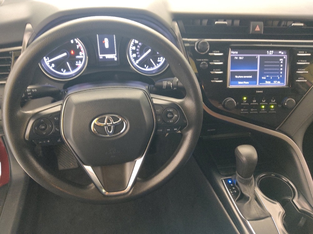 2020 Toyota Camry LE - Photo 17