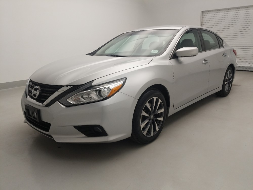 Used 2017 Nissan Altima Driver Front Bumper