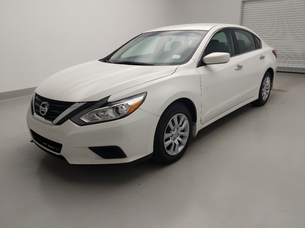 Used 2017 Nissan Altima Driver Front Bumper