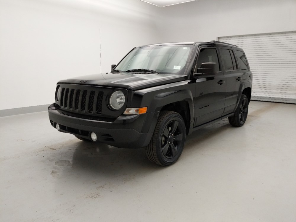 Used 2015 Jeep Patriot Driver Front Bumper