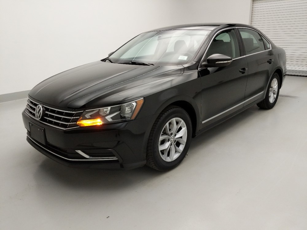 Used 2016 Volkswagen Passat Driver Front Bumper