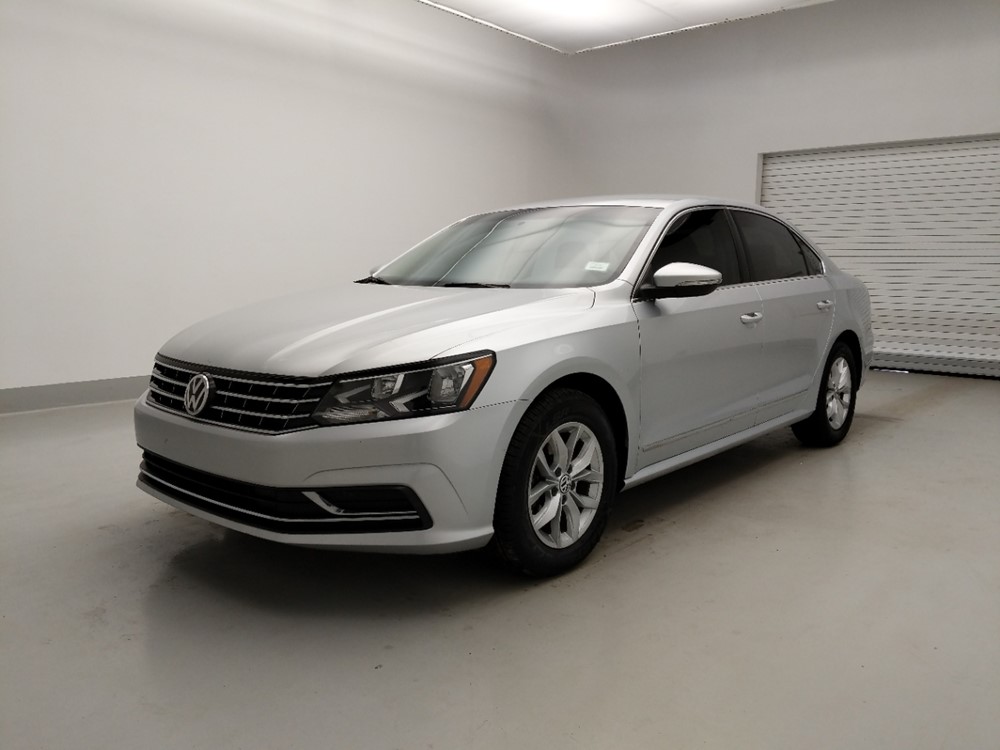 Used 2017 Volkswagen Passat Driver Front Bumper