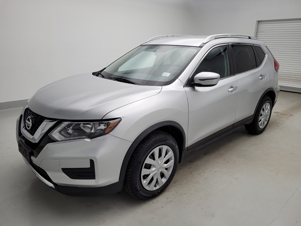 Used 2017 Nissan Rogue Driver Front Bumper