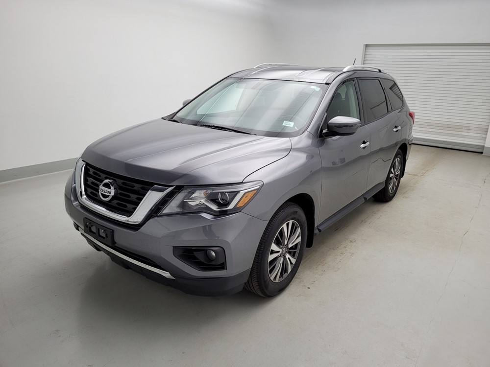 Used 2017 Nissan Pathfinder Driver Front Bumper