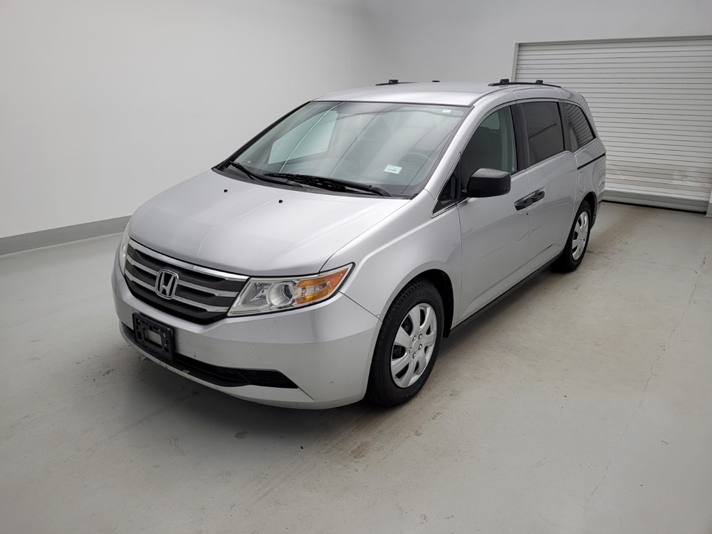 Used 2011 Honda Odyssey Driver Front Bumper