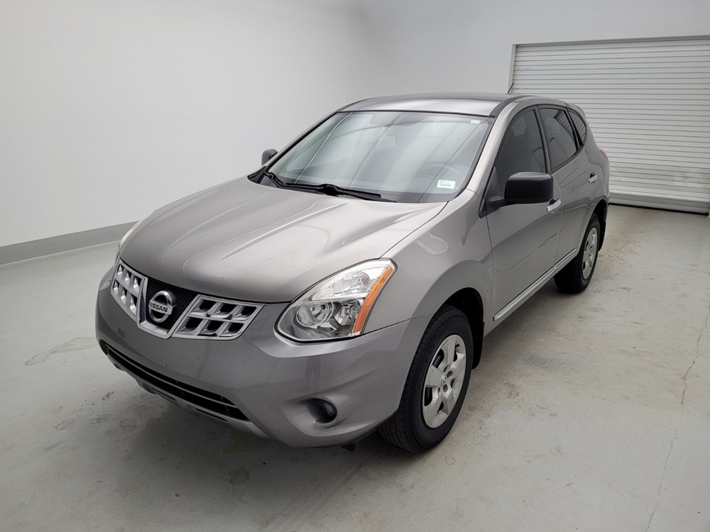 Used 2011 Nissan Rogue Driver Front Bumper