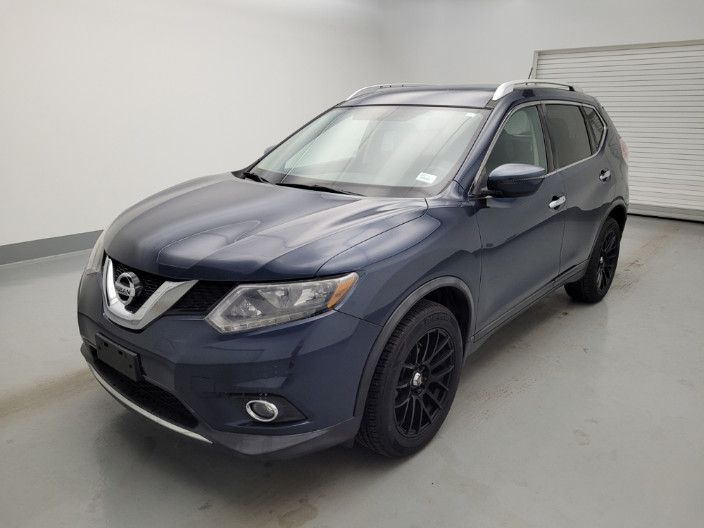 Used 2016 Nissan Rogue Driver Front Bumper