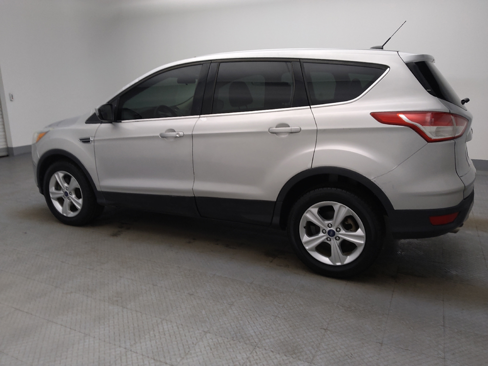 Image 3 of 2016 Ford Escape SE