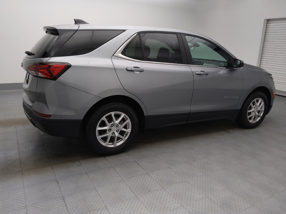Image 8 of 2023 Chevrolet Equinox LT