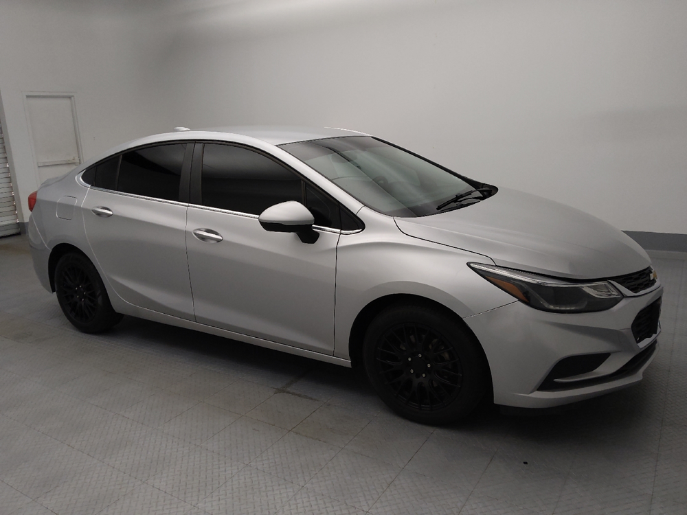 Image 9 of 2017 Chevrolet Cruze LT