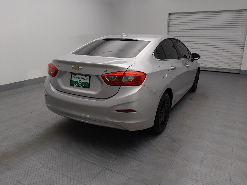 Image 6 of 2017 Chevrolet Cruze LT