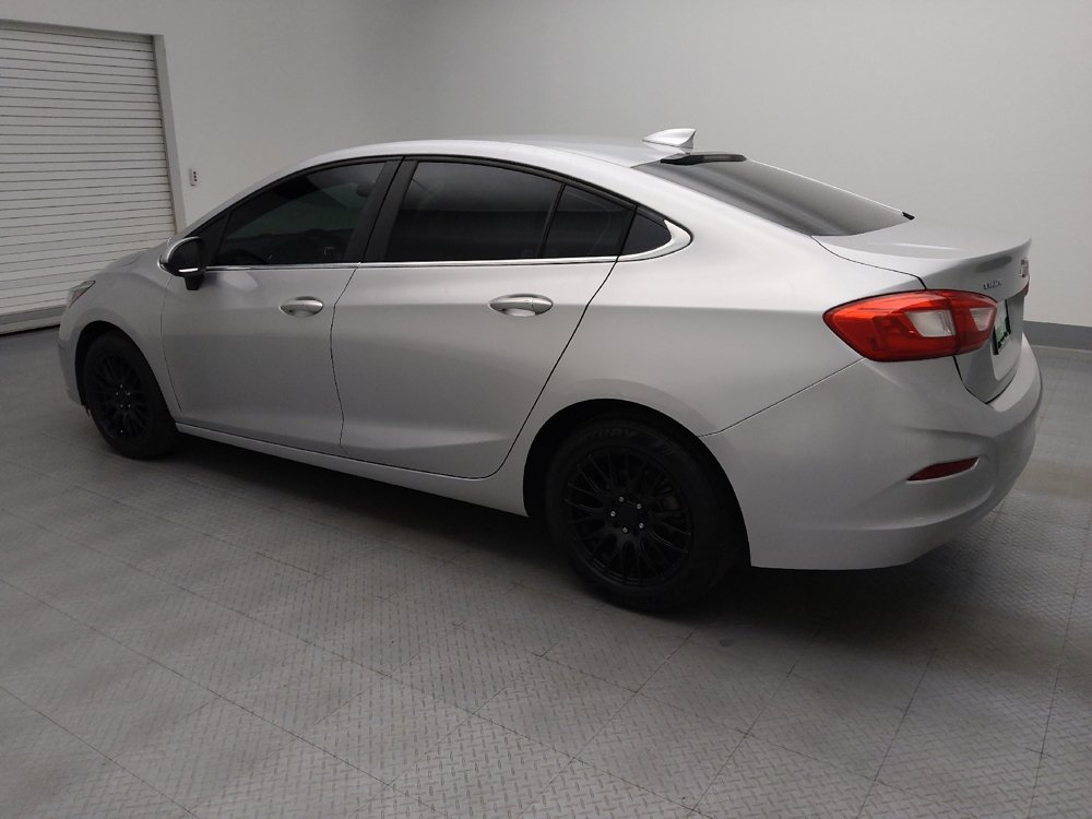 Image 3 of 2017 Chevrolet Cruze LT