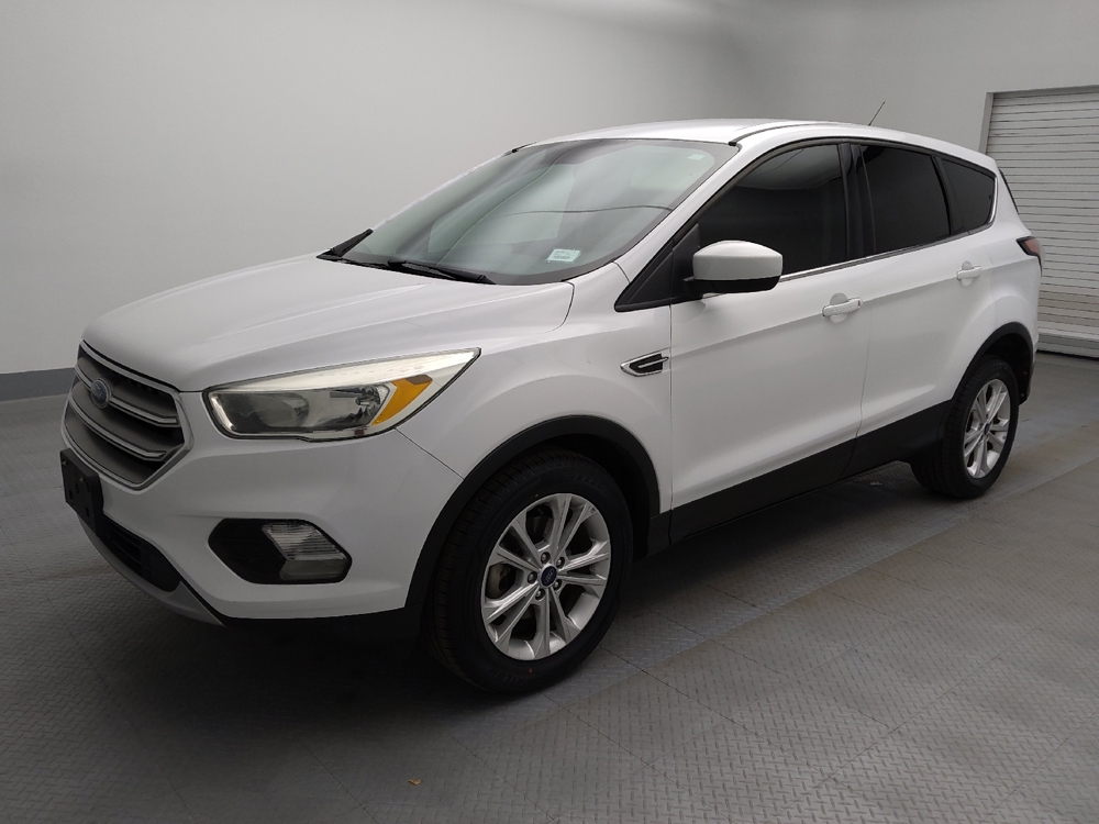 2017 Ford Escape SE's photo