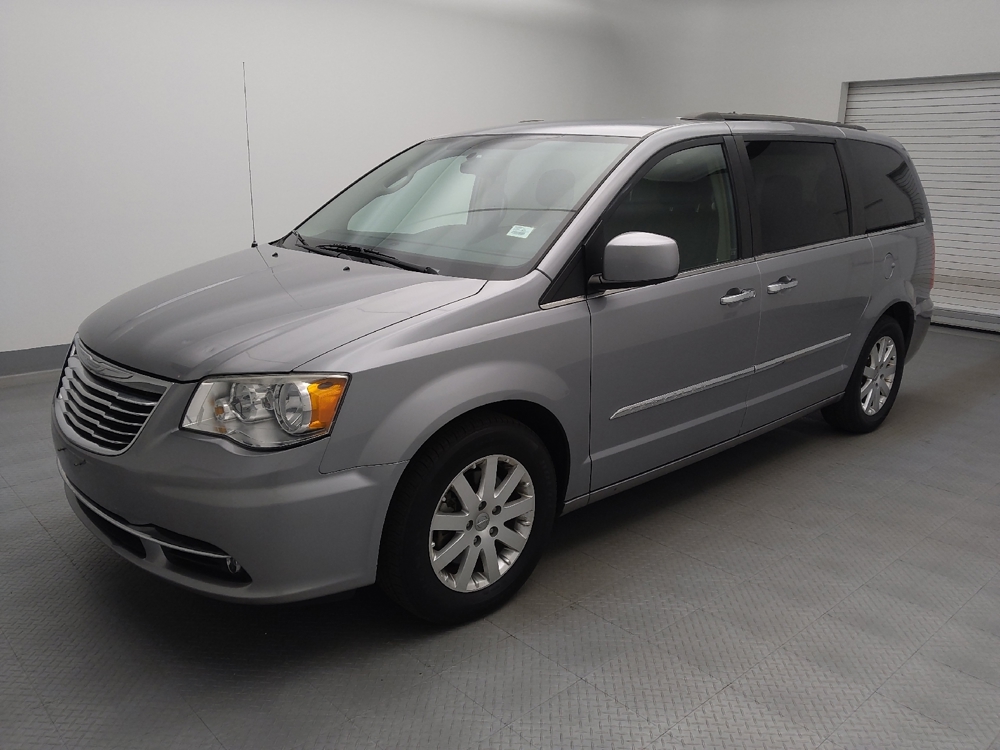 2015 Chrysler Town & Country Touring