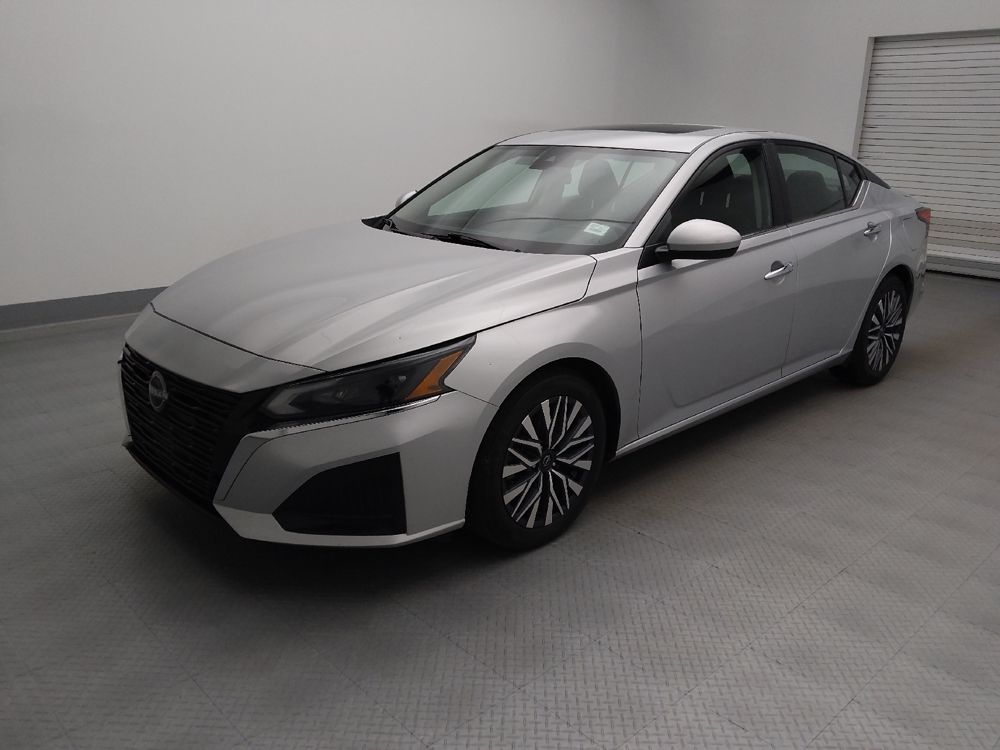 2023 Nissan Altima SV
