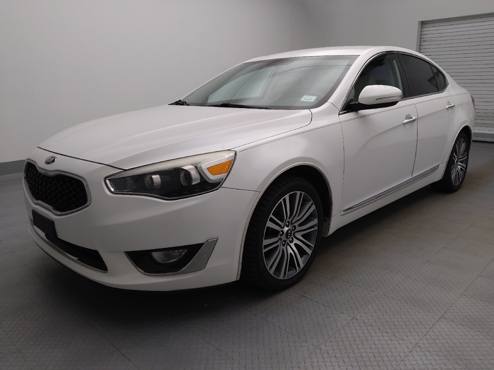 2016 Kia Cadenza Base