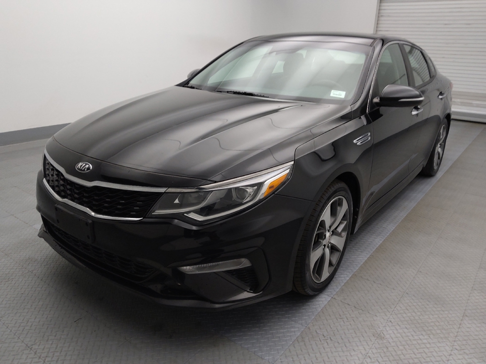 2020 Kia Optima S's photo