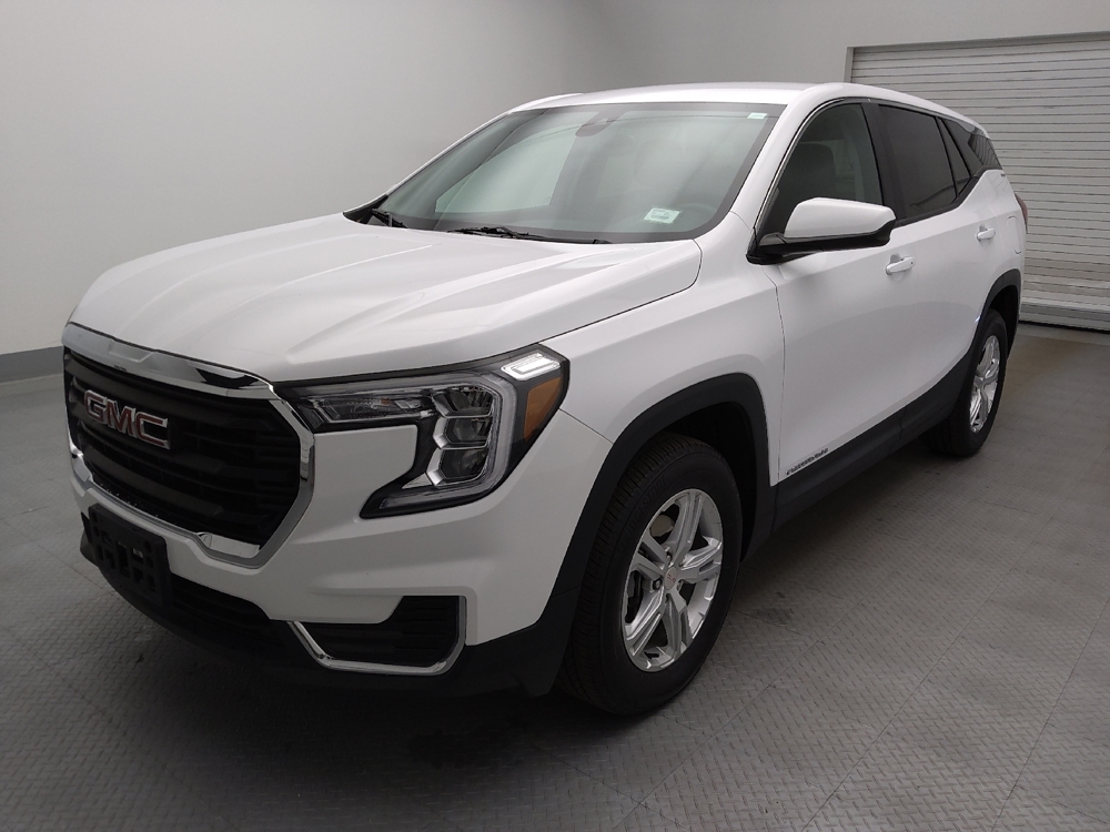 2024 GMC Terrain SLE's photo