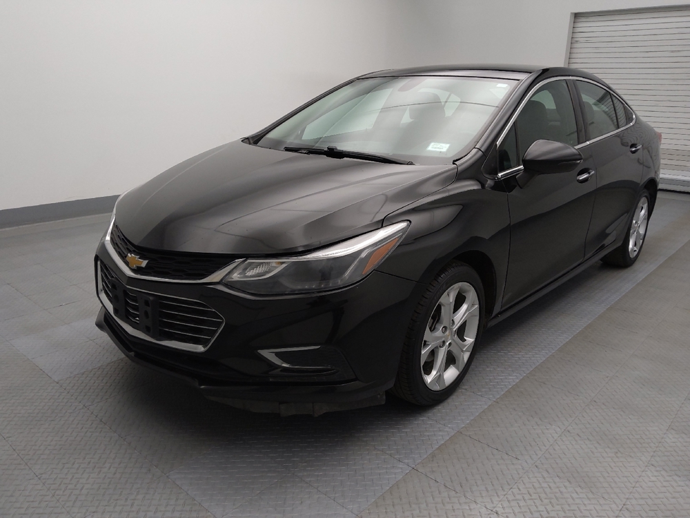 2017 Chevrolet Cruze Premier's photo