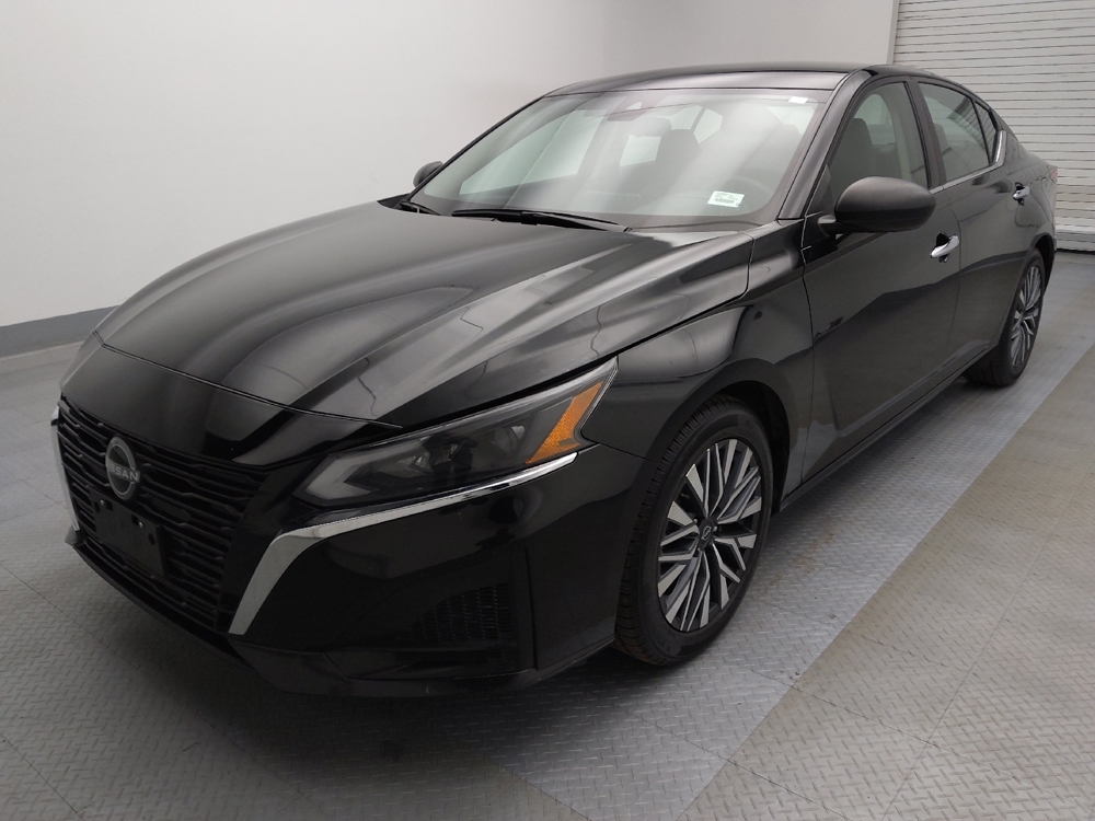 2024 Nissan Altima SV