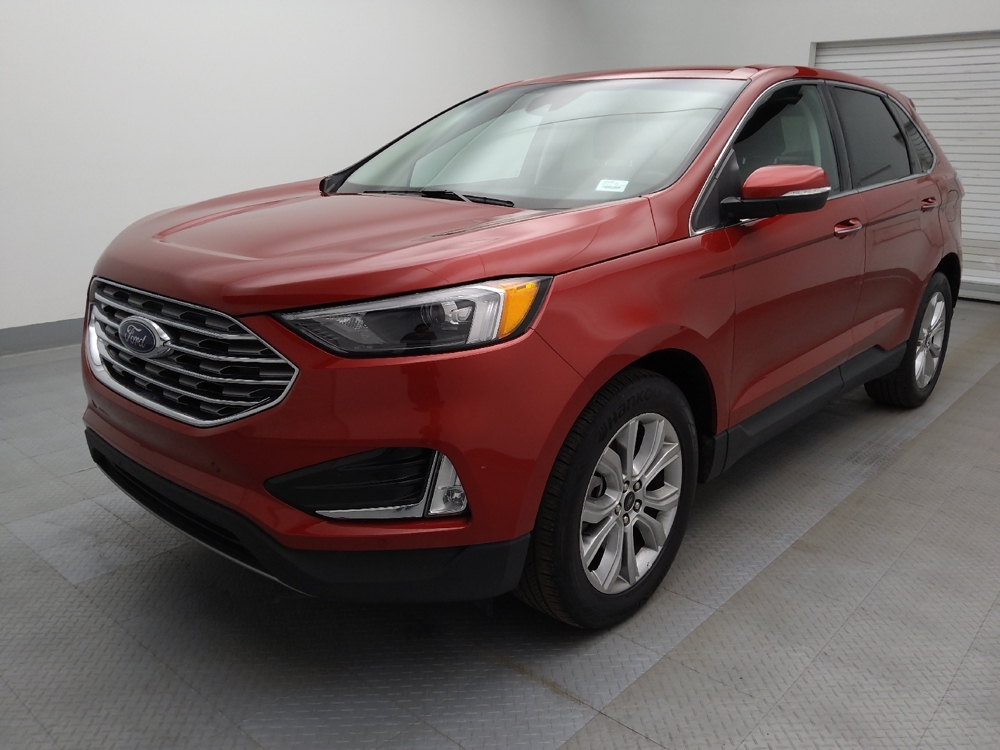 2024 Ford Edge Titanium's photo