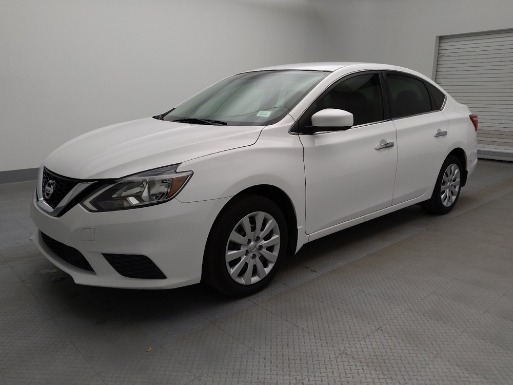 2019 Nissan Sentra S's photo