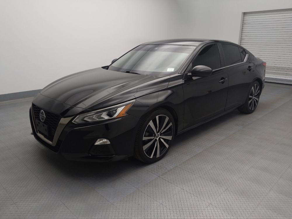 2022 Nissan Altima SR