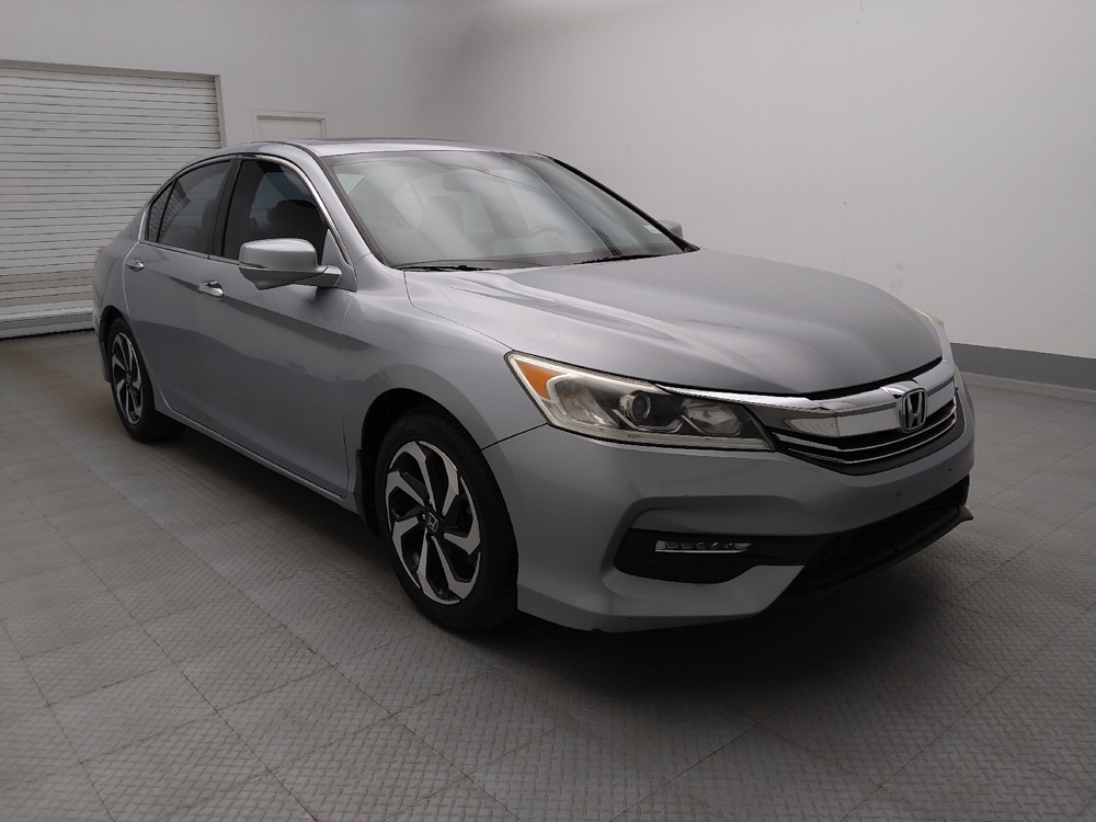 2017 Honda Accord EX-L - Photo 10