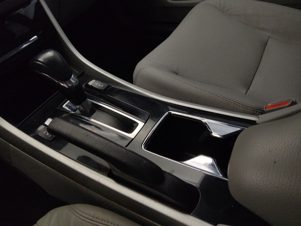 2017 Honda Accord EX-L - Photo 20