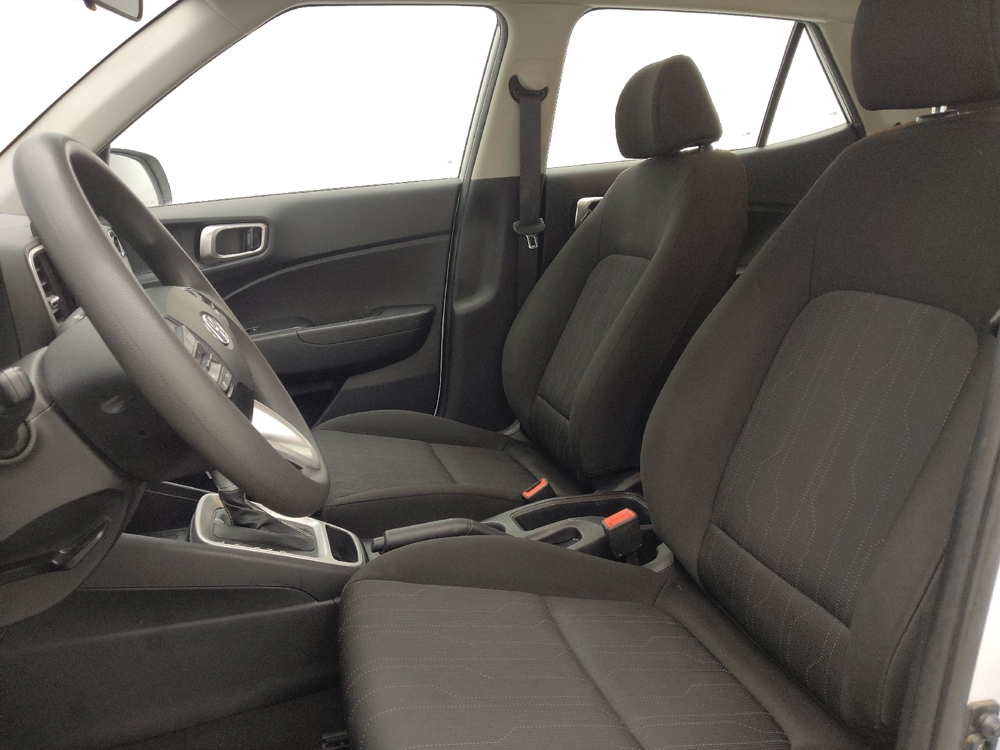 2022 Hyundai Venue SE - Photo 13