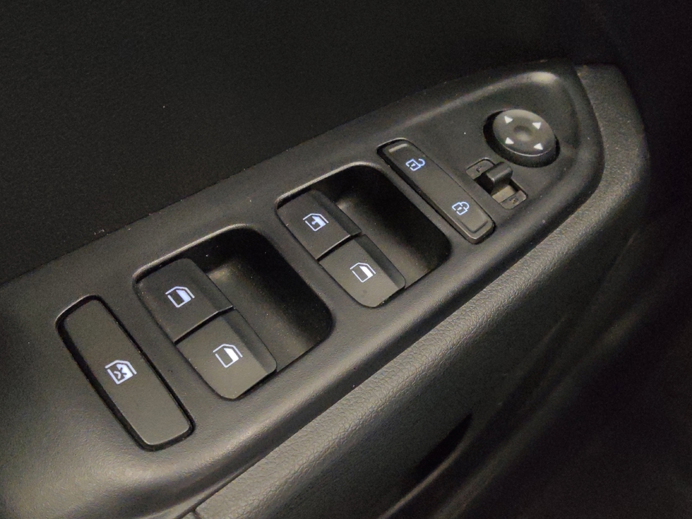 2022 Hyundai Venue SE - Photo 21