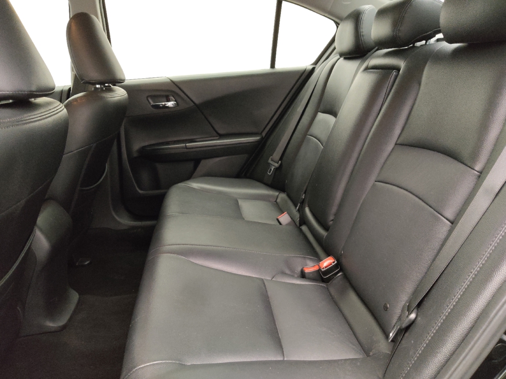 2017 Honda Accord LX - Photo 14