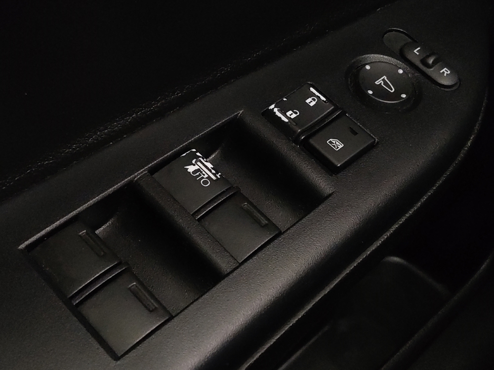 2017 Honda Accord LX - Photo 21