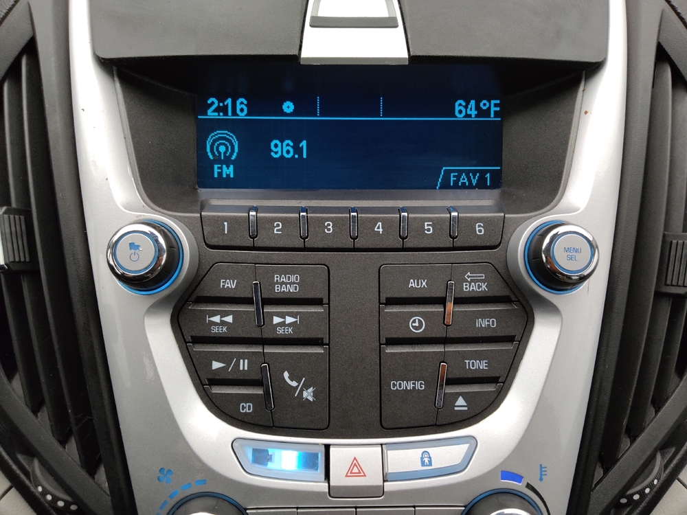 2015 Chevrolet Equinox LS - Photo 19